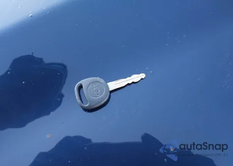 2006 Chevrolet Silverado 1500 Work Truck from USA, damaged, VIN 3GCEC14X56G231314